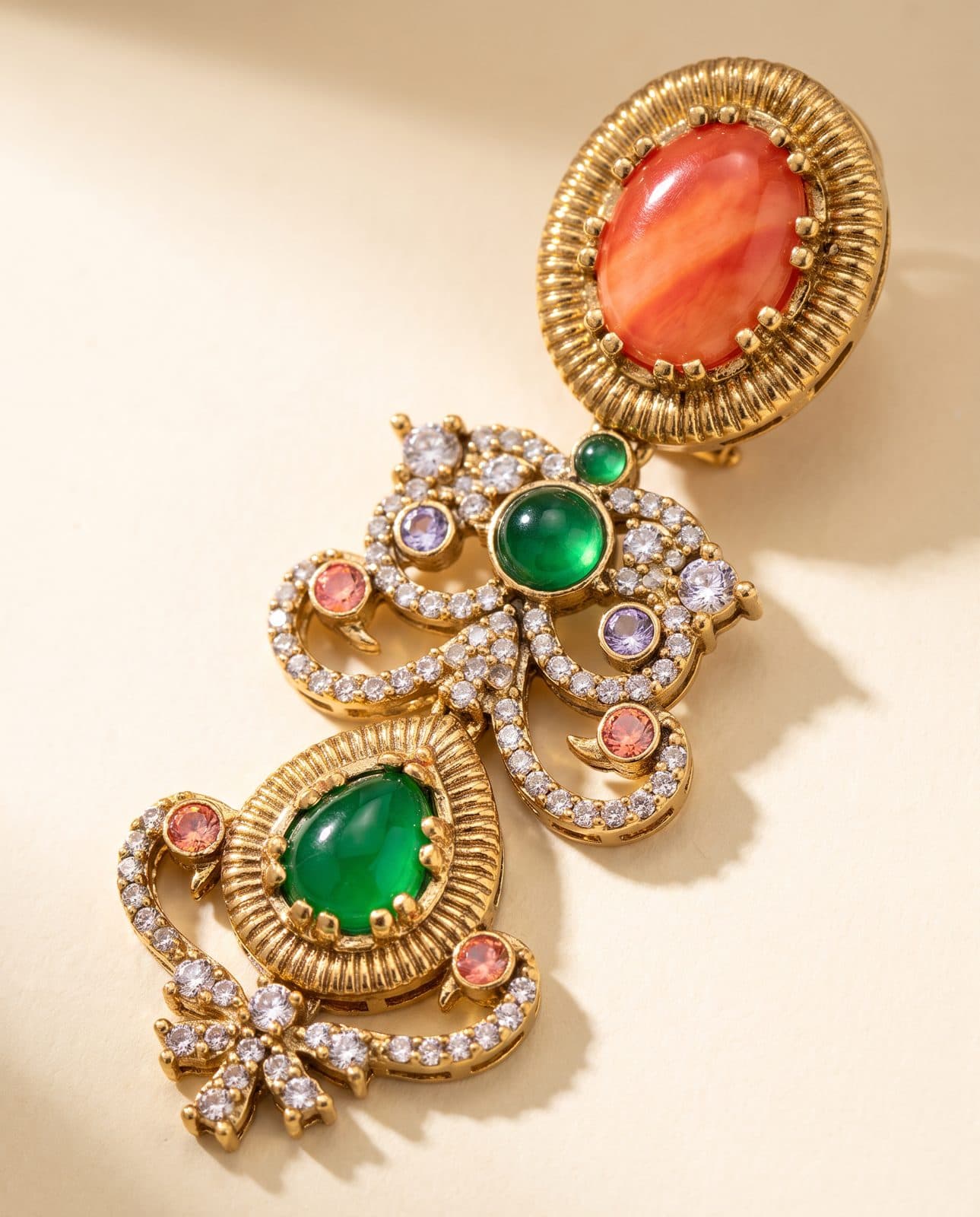 Mehrab Cabochon Bib Set — macro view