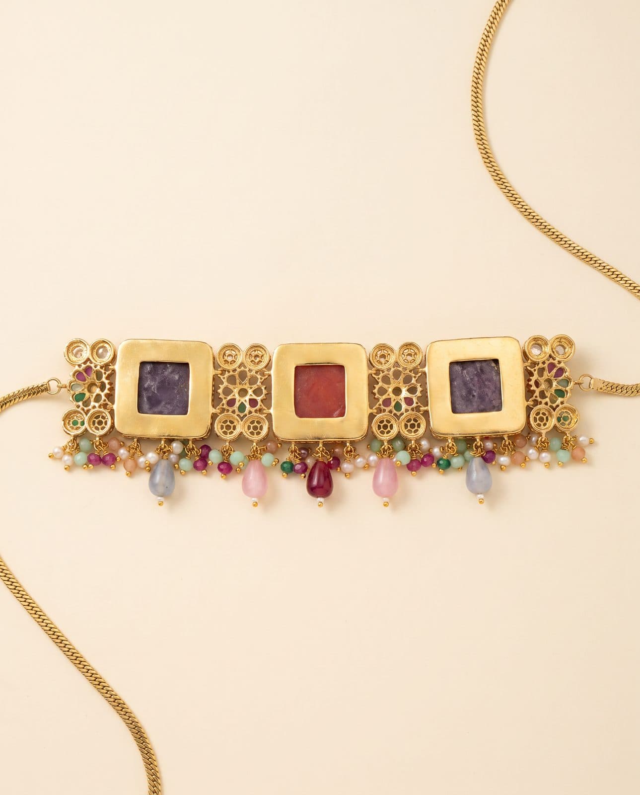 Gulabi Patti Choker Set — macro view