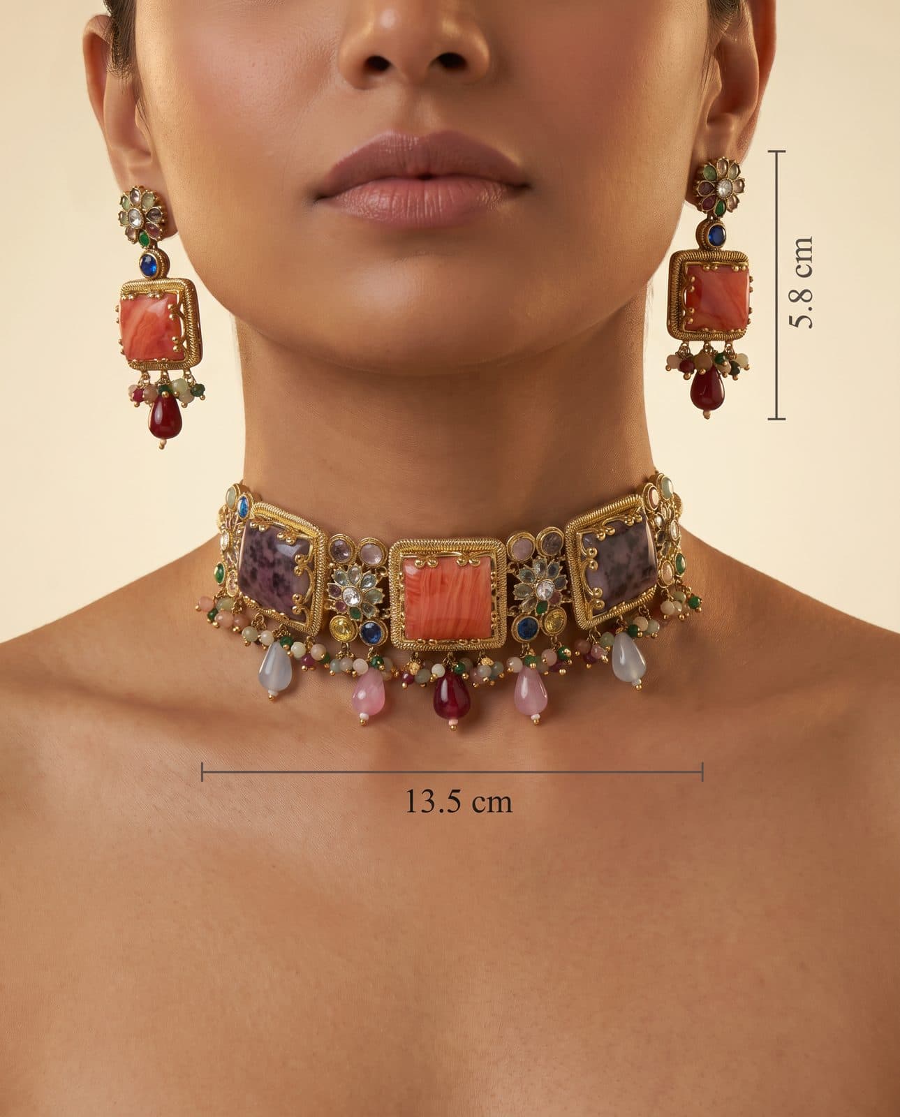Gulabi Patti Choker Set — scale view